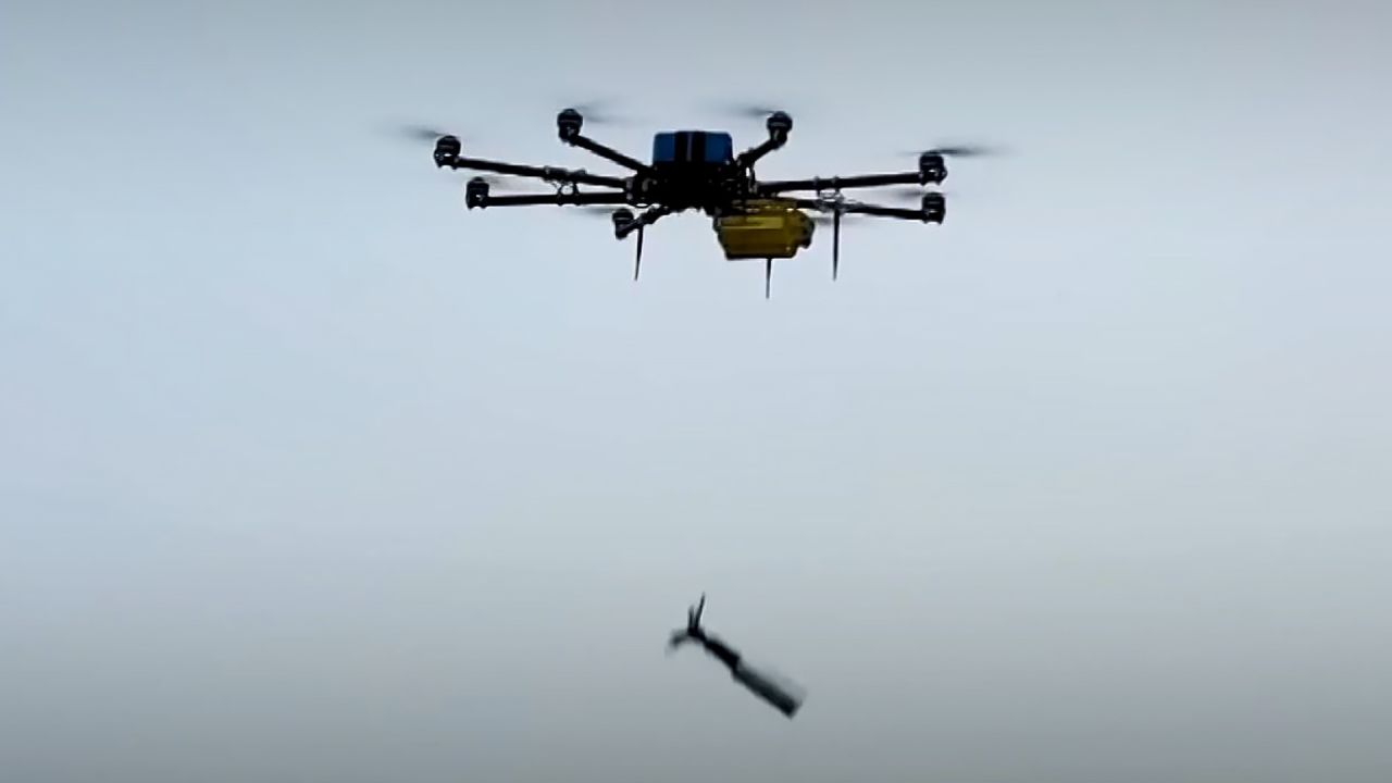 北约350万兵力若与120万俄军对战,俄将独木难支,中国会出手吗?