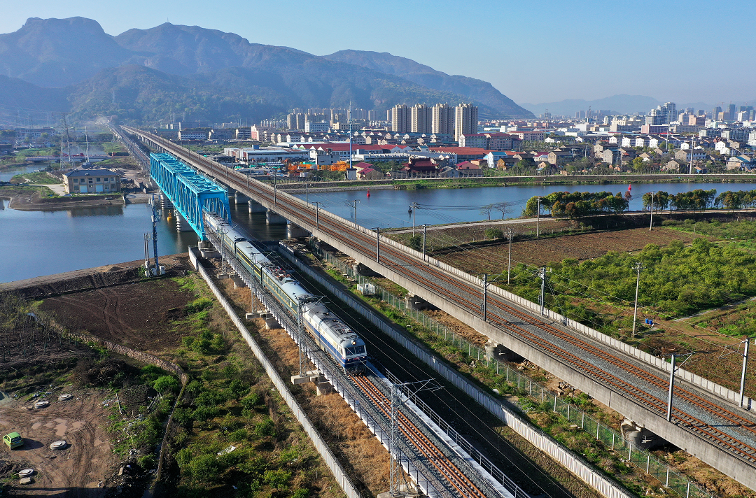 金台铁路全线安全优质通过动检验收!力争6月底前开通运营