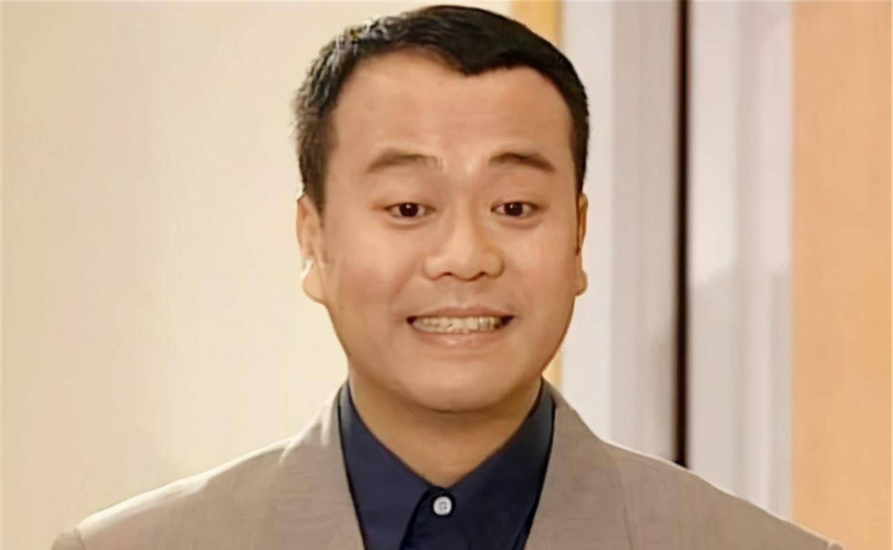 欧阳震华谈香港明星:很多人去内地捞金,我也想去,可没人邀请我