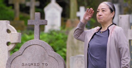 不介意!卢宛茵演小8岁蒋志光妈妈,自曝有感情线拍摄过程超好玩