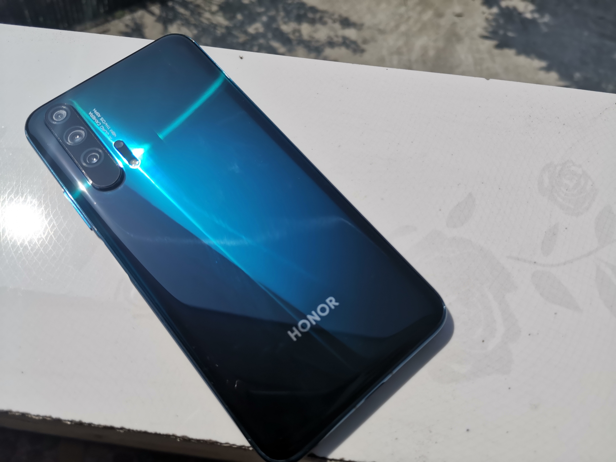 荣耀20 pro评测:有颜有实力