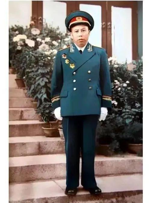 开国少将钟元辉之女钟洪江:身为将军的父亲,更像是一个庄稼汉