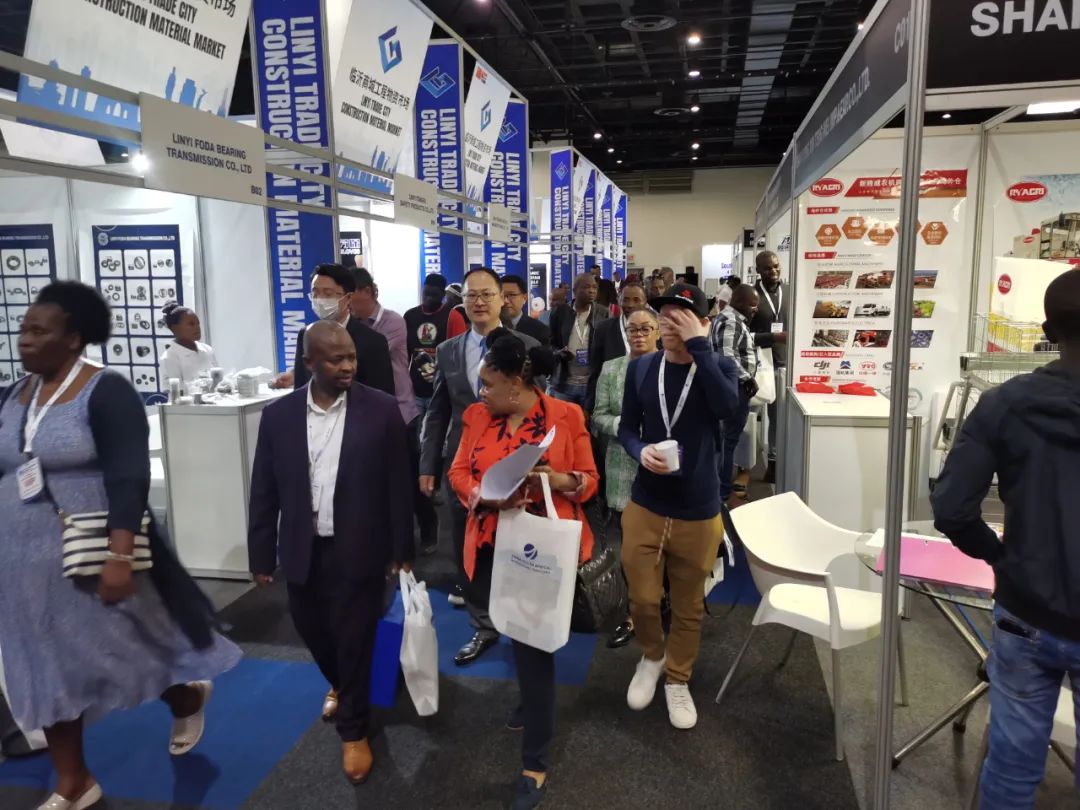 首届中国(南非)国际贸易展览会昨日在约翰内斯堡盛大开幕!