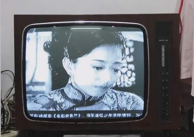 黑白电视:陪伴了整个80后的童年,90后遗憾没有经历过