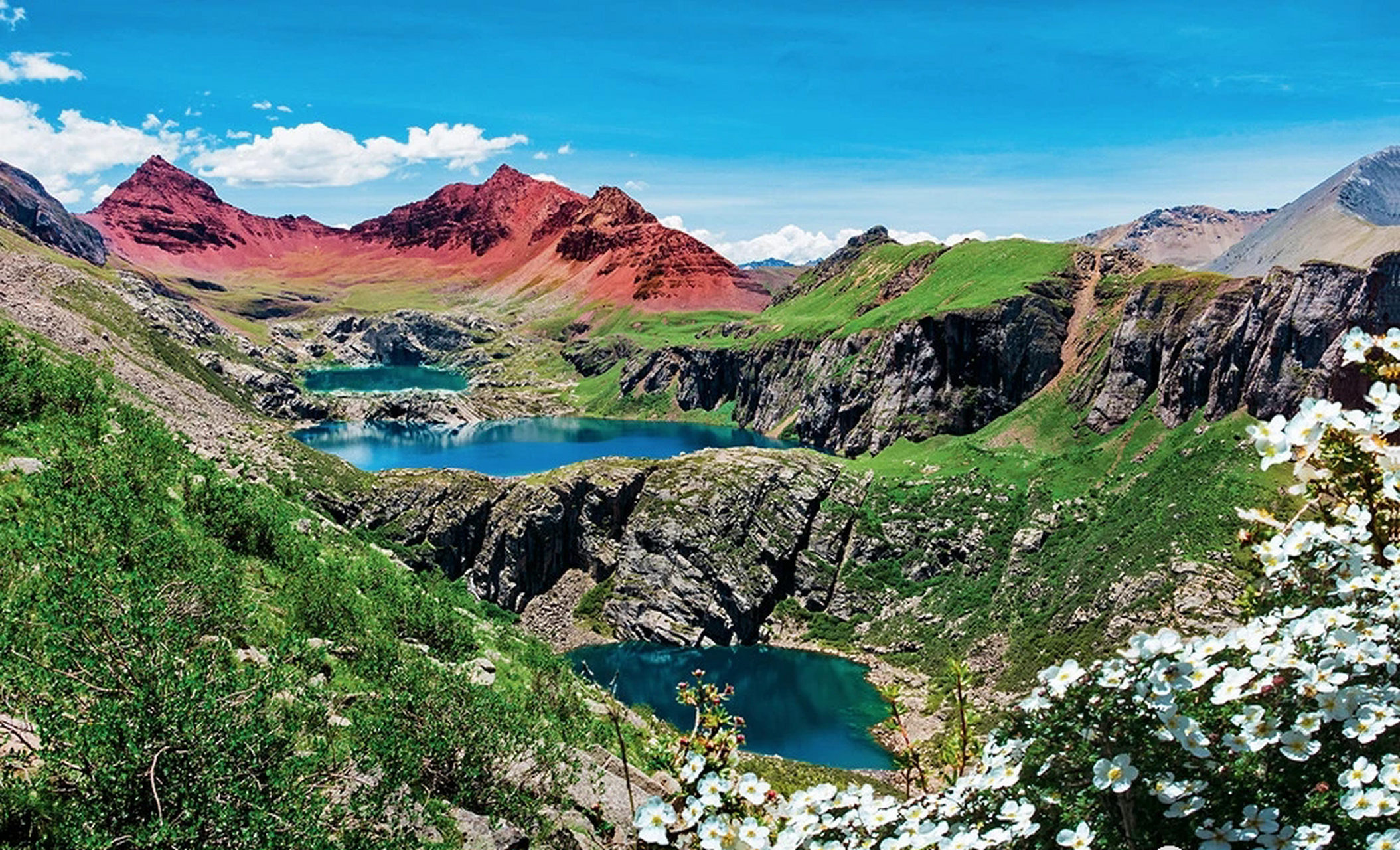 错通翠湖,一个隐藏在四川德格县的神秘景点.