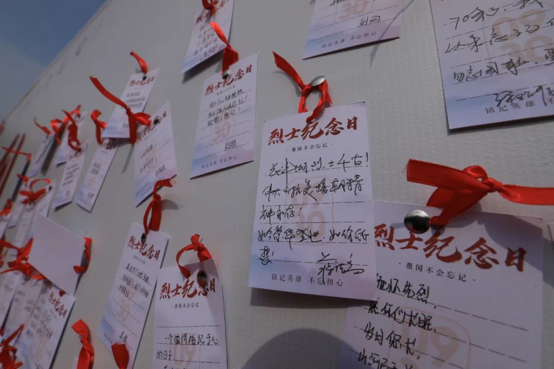 今天的热搜,全给他们!