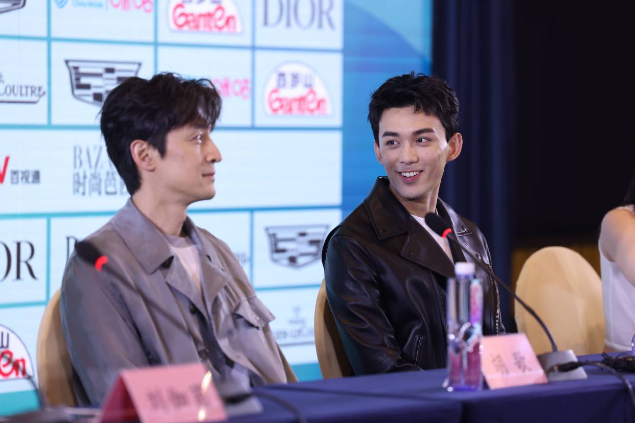 胡歌吴磊红毯同框,梦回《琅琊榜》!新剧再次合作!