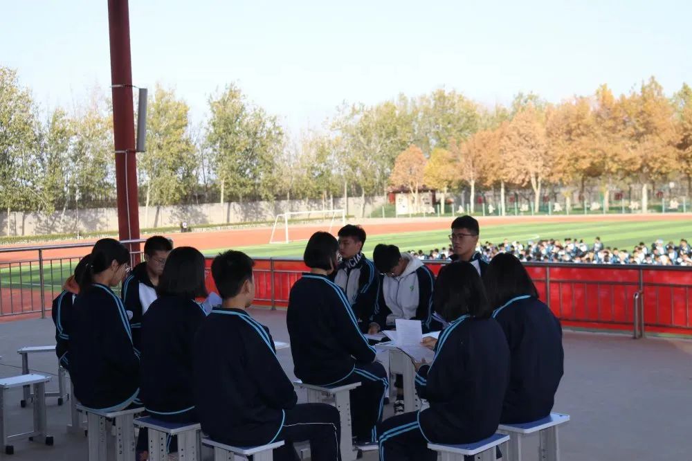 饶阳中学团委荣获"河北省五四红旗团委"称号