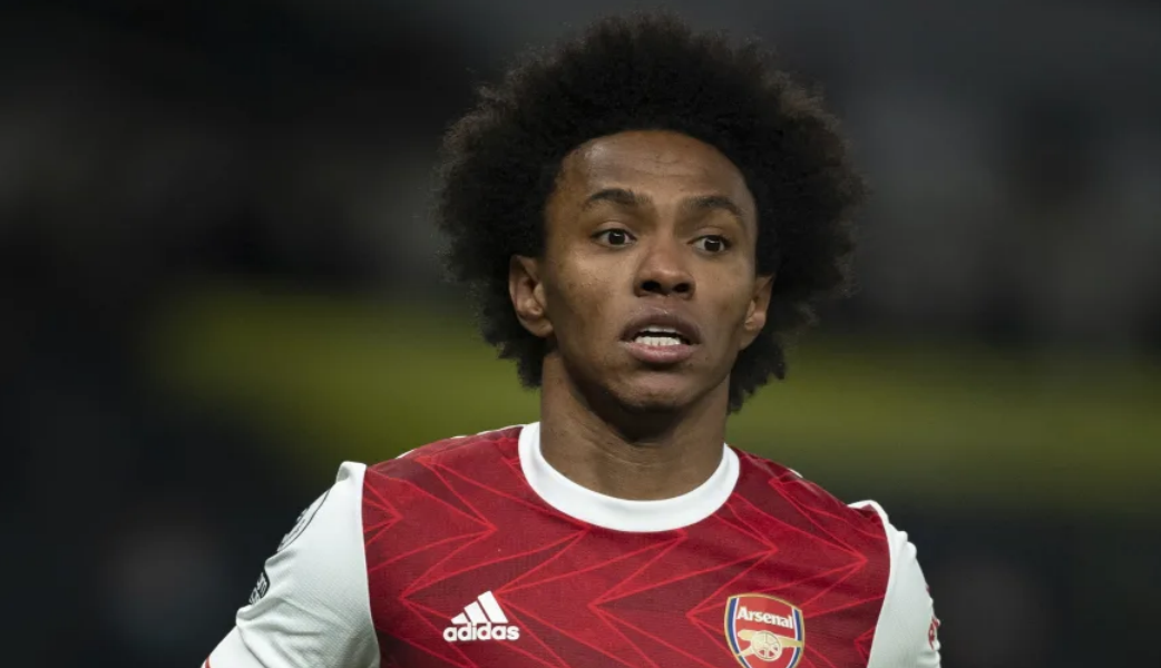 亏本!在阿森纳遭遇滑铁卢的"巴西双子"大卫·路易斯,威廉!