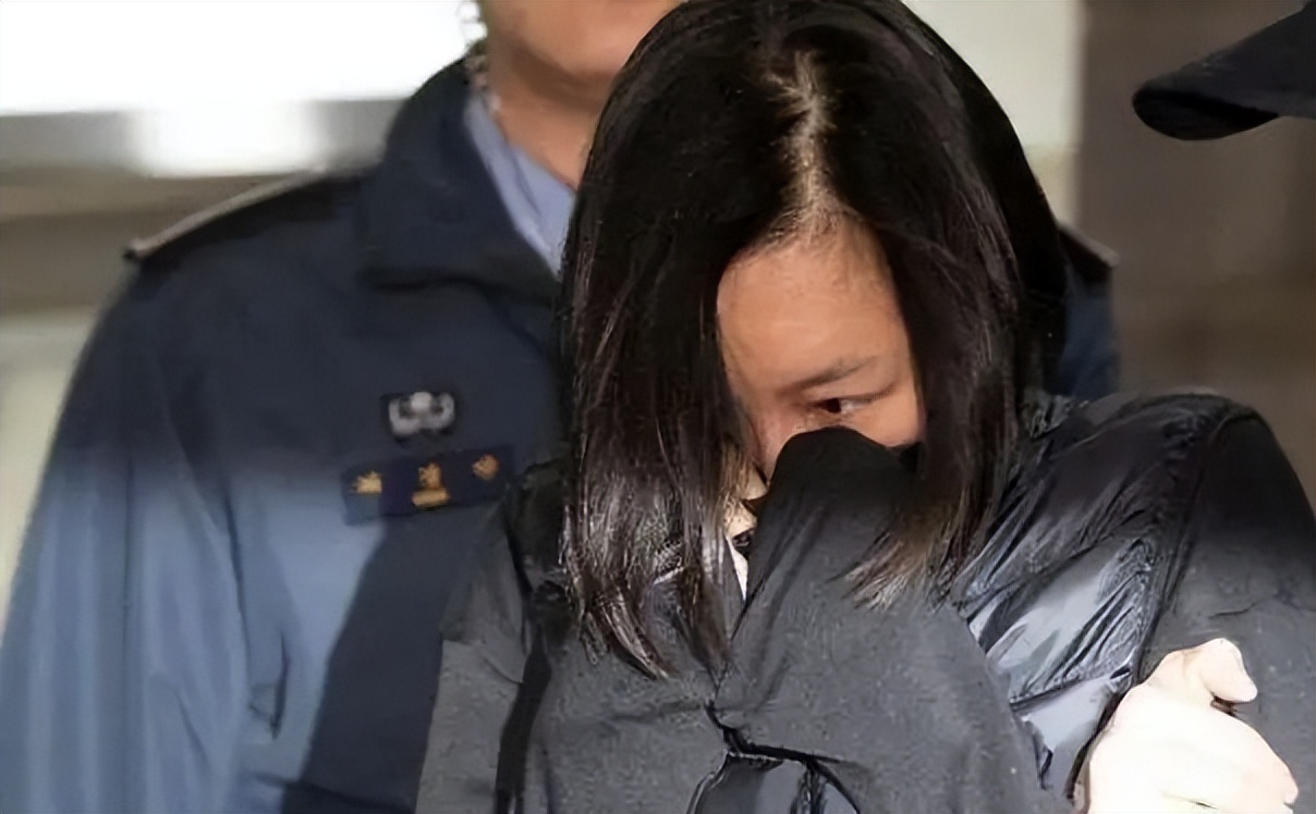 21岁最美女死刑犯!拥有姣好皮囊却心如毒蝎,枪决前露出凄惨笑容