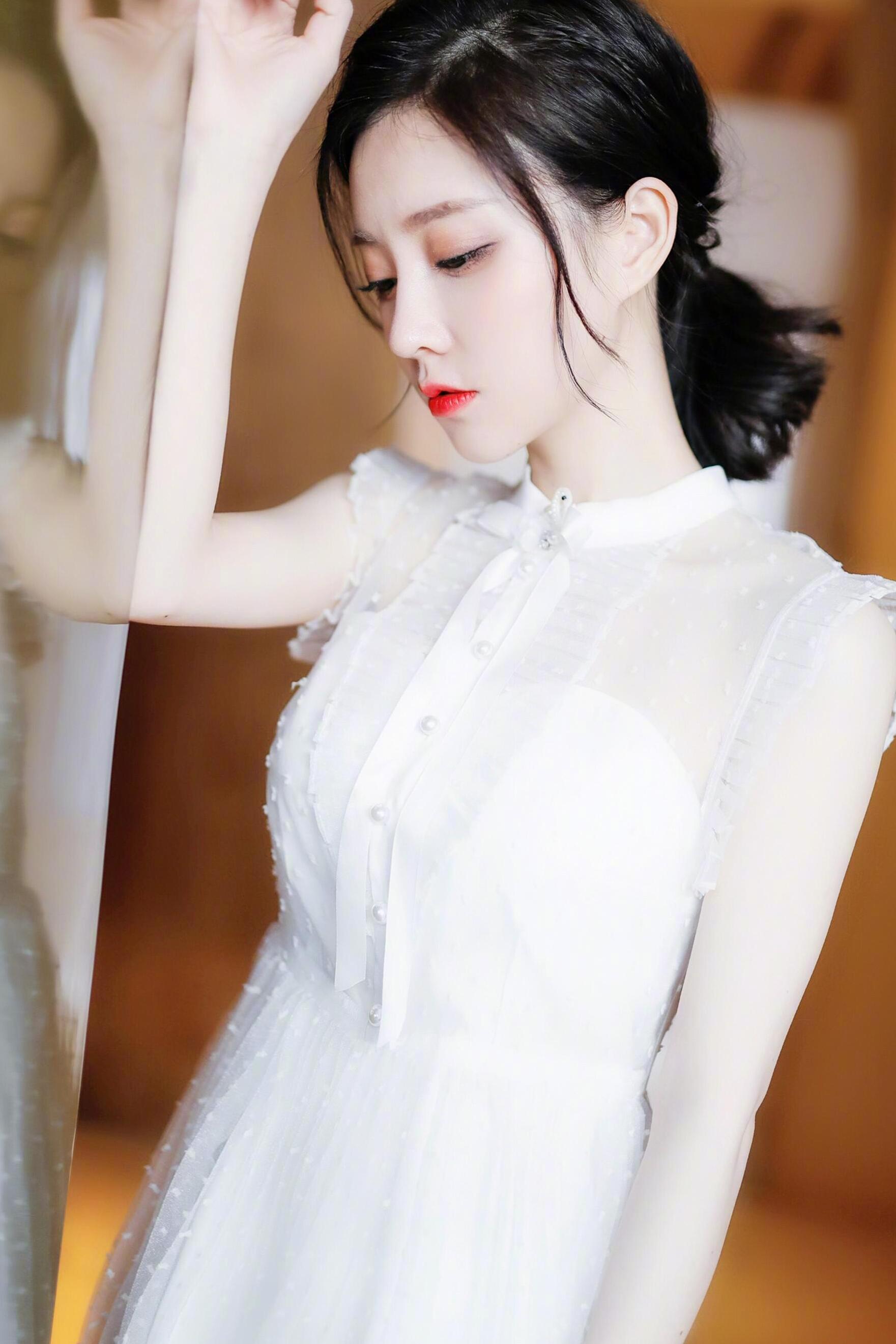 冯提莫深V