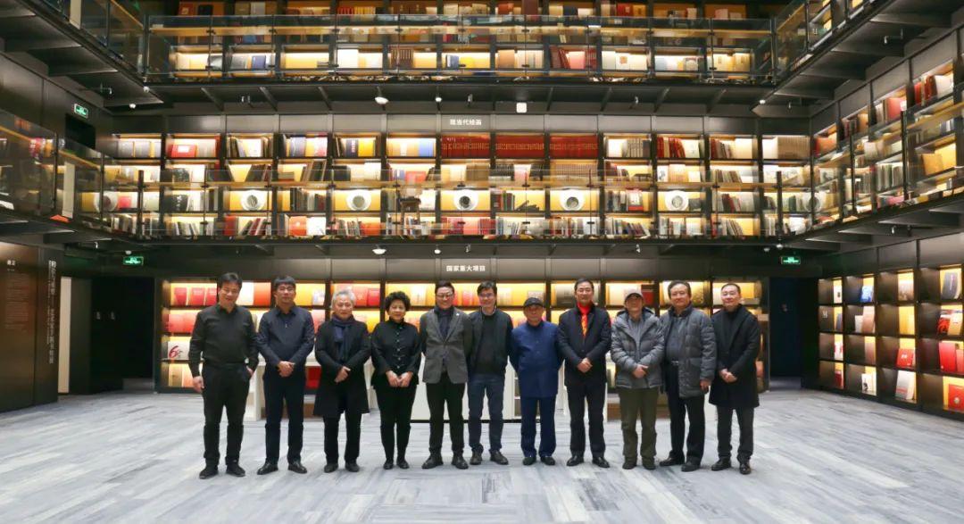 江苏省中国画学会与雅昌文化集团达成战略合作