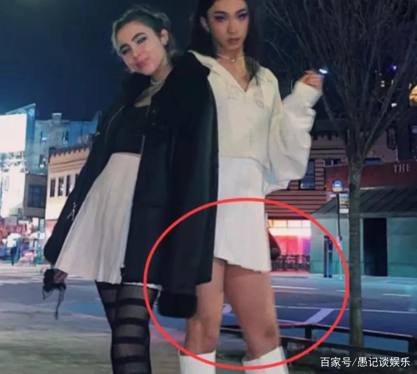伊能静儿子女装 烟（伊能静儿子女装）