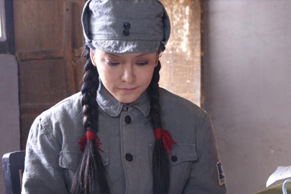 抗日神剧专业户四大女演员的没落史糊成这样该怪谁呢