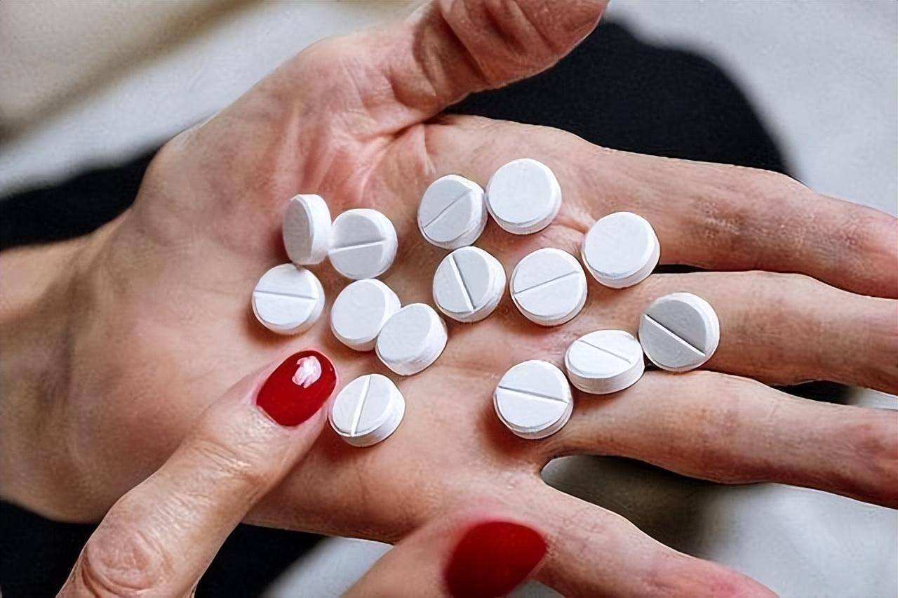 这4种药物不能随便吃,部分国内已禁用,有些人还当成了常备药