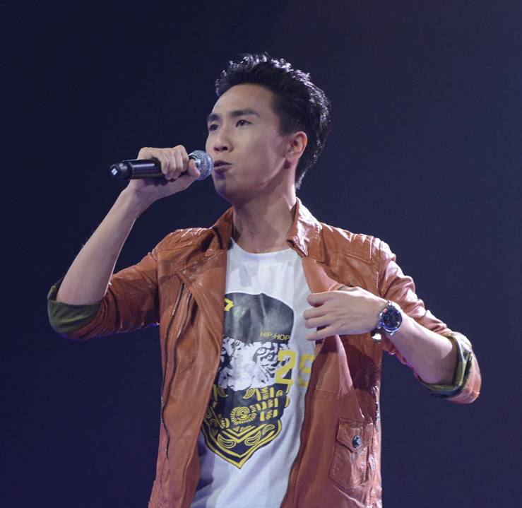 陈乐基,用经历为大家展示了一个"打不死的小强"逆风翻盘的故事