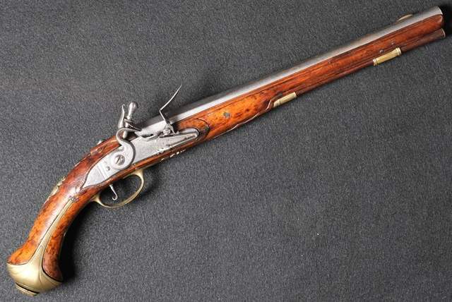 欧洲经典燧发枪,18世纪法国骑兵军官专用,威力强劲,精美漂亮