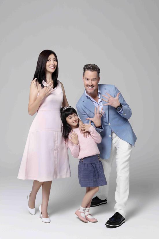 超美近照曝光,身高直逼爸爸夏克立