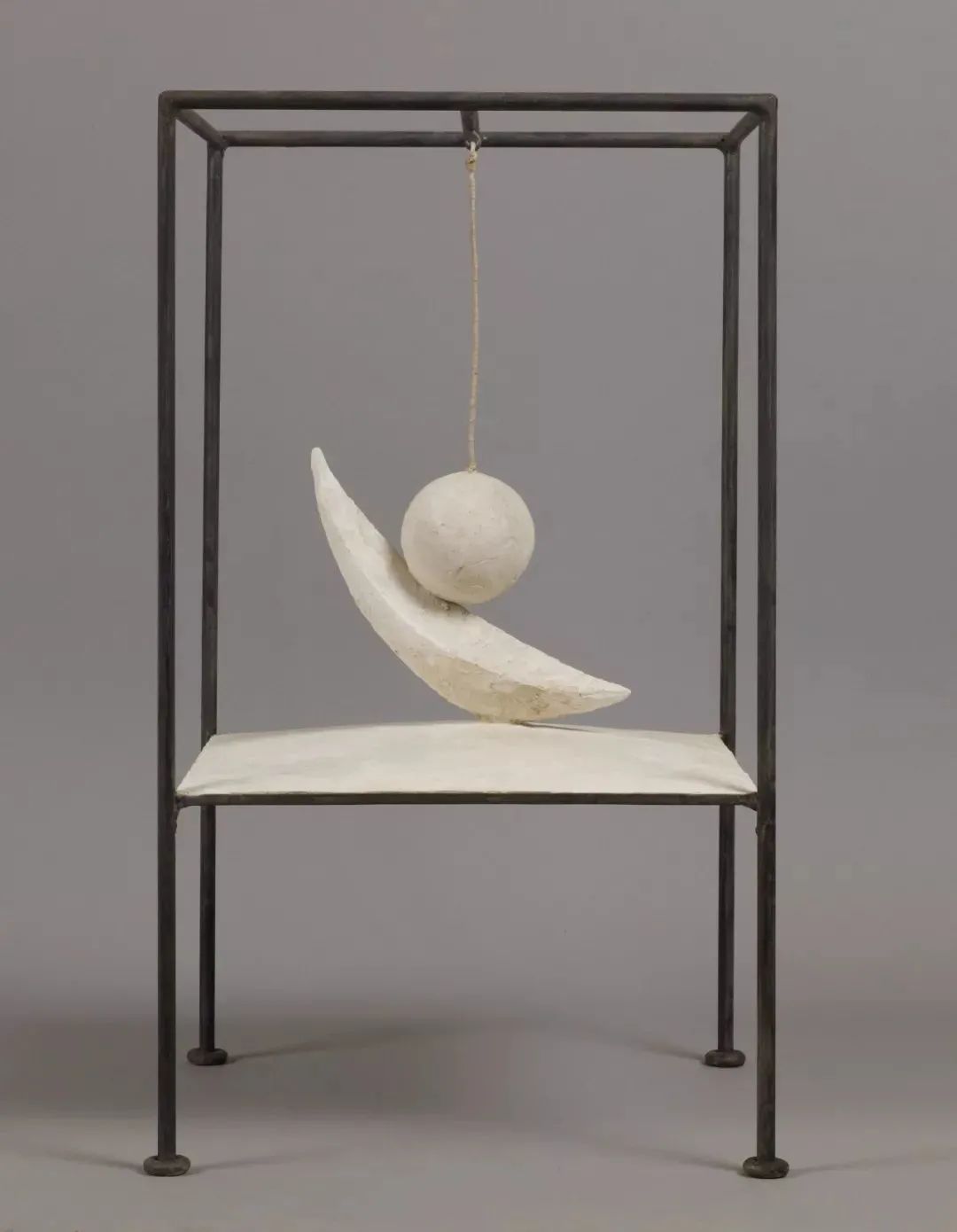 作品欣赏|关于阿尔贝托·贾科梅蒂用绘画和雕塑对抗死亡和孤独