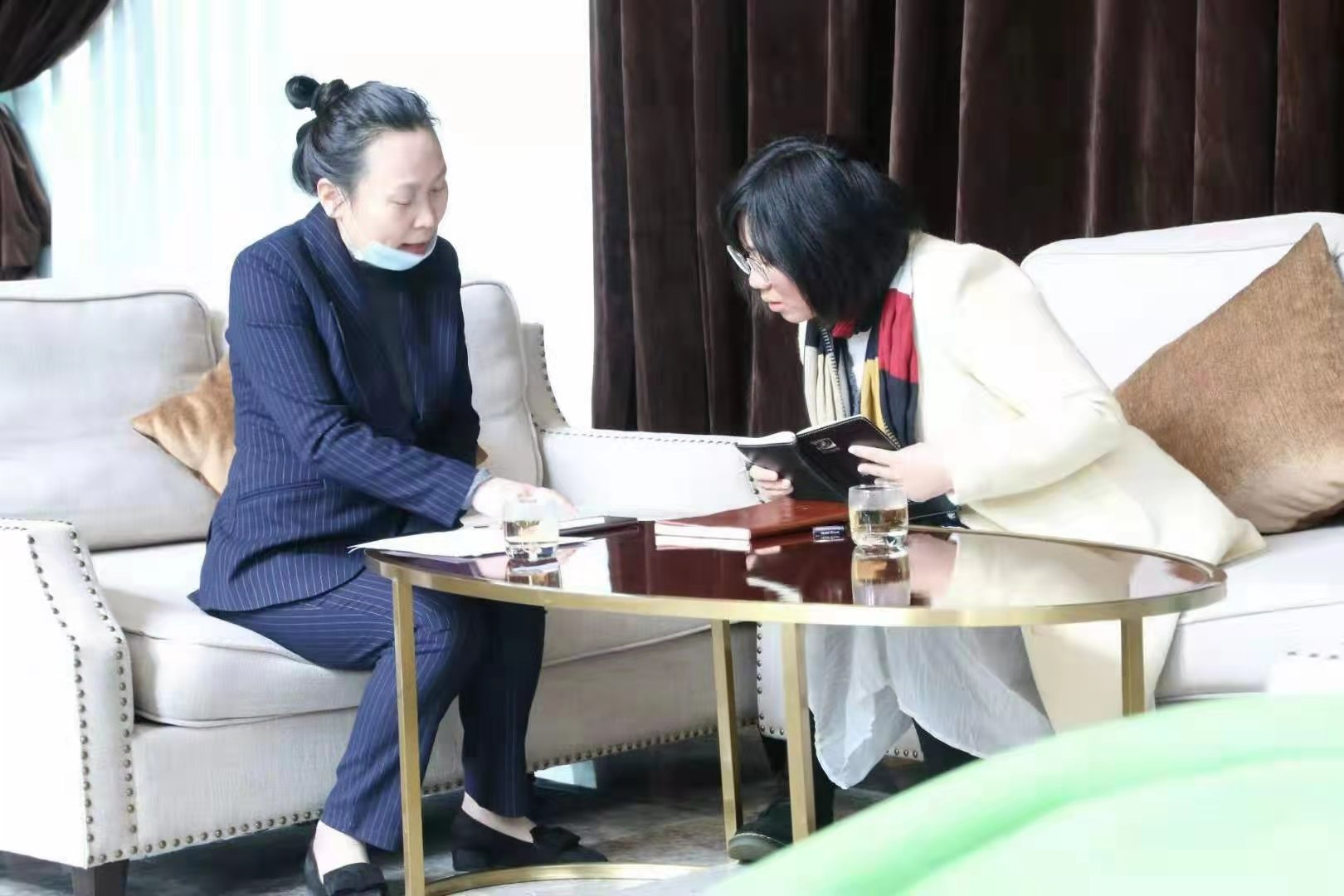 纵融传媒一行走进宁波余姚辰茂玉兰大酒店