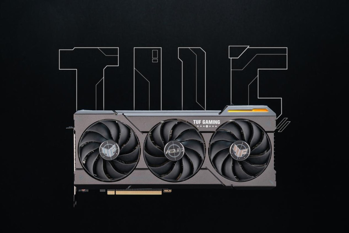 2k/100帧畅玩高画质光追大作 华硕tuf gaming rtx 4070 oc显卡测评