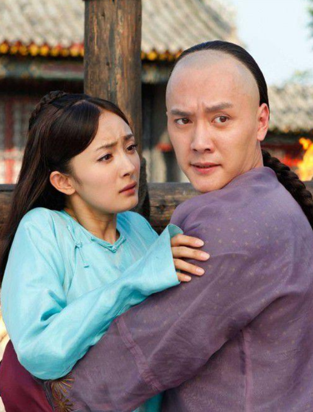 《宫锁心玉》翻拍太离谱,旗袍美女演晴川,八阿哥的演员让人傻眼