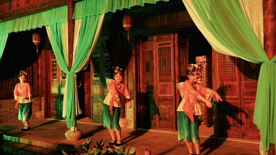 550_309gif 动态图 动图