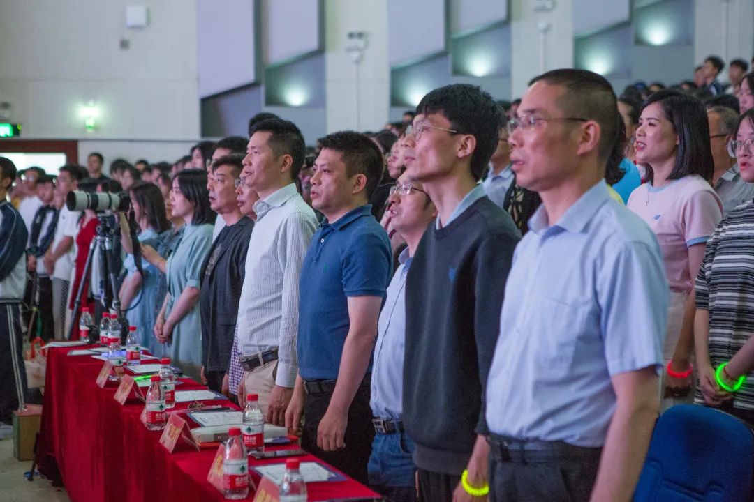 浙江省临海市回浦中学举行2022届毕业典礼