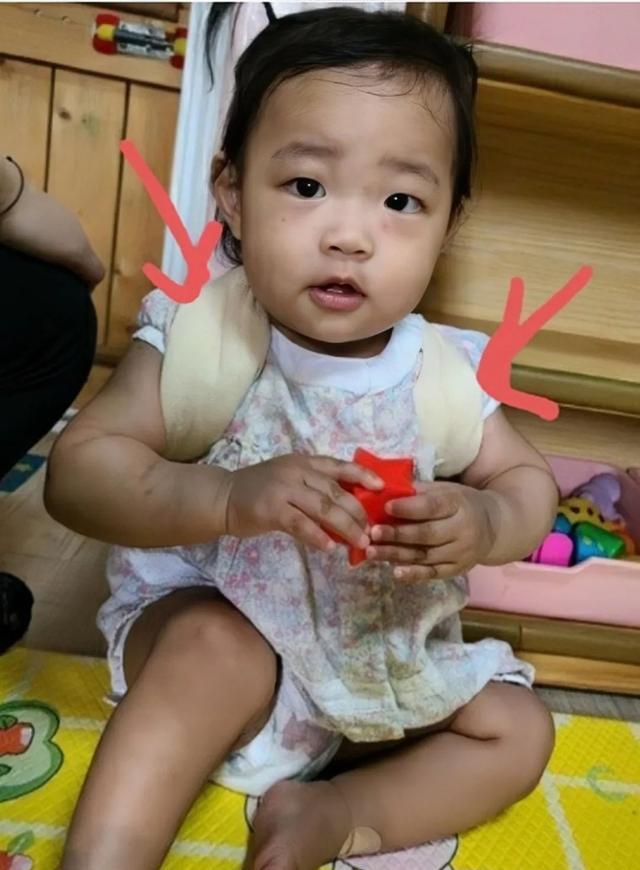 韩国16个月女童2021年意外去世,身上多处伤痕,养父母做了什么?