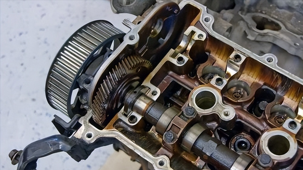 如何看出汽车的三元催化器被偷