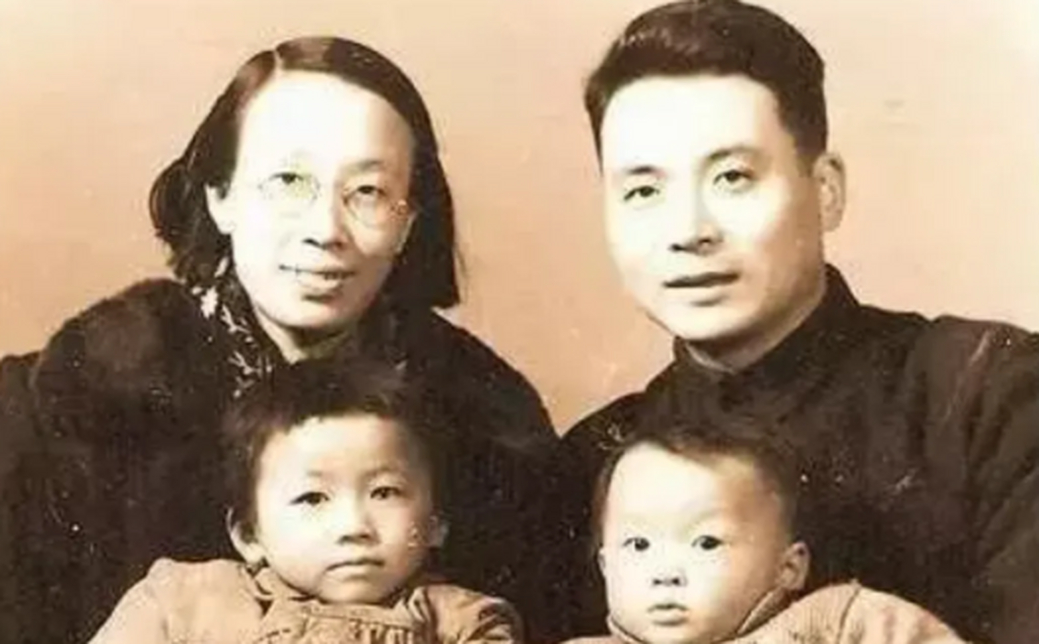 2023年8月,"两弹元勋"邓稼先夫人许鹿希,在北京市海