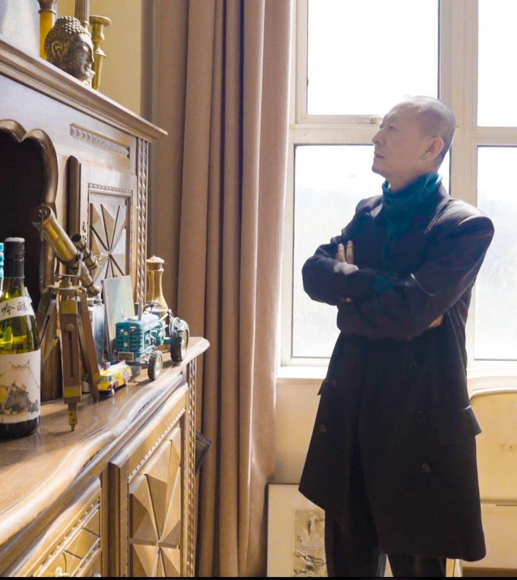 时间豪绅严超把酒绘江山