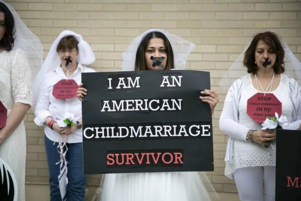 美国童婚合法是真的吗 美国为什么允许童婚