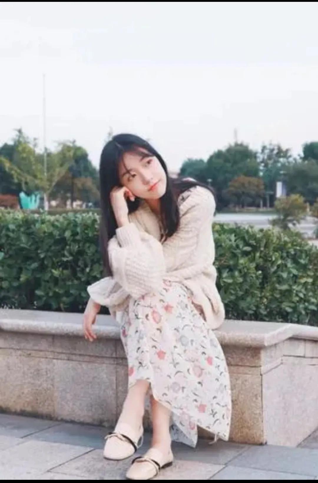 找女朋友是找年纪小一点的好呢还是年纪大一点的好呢?