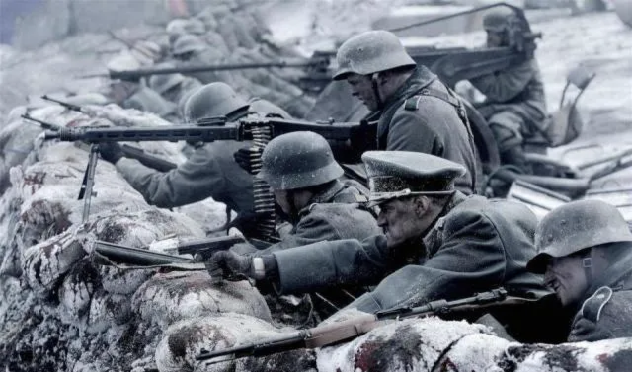 酷爱投降的意大利军队,看完后不许笑