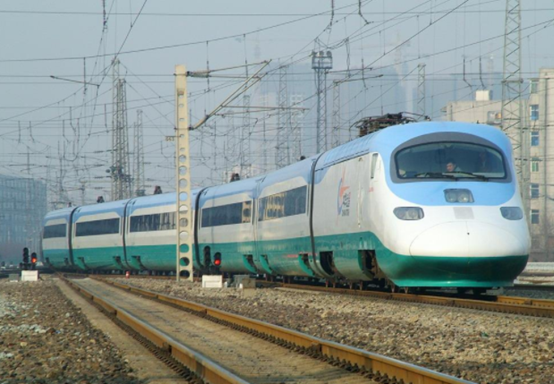 国内早期的国产动车组-中华之星,您见过吗?