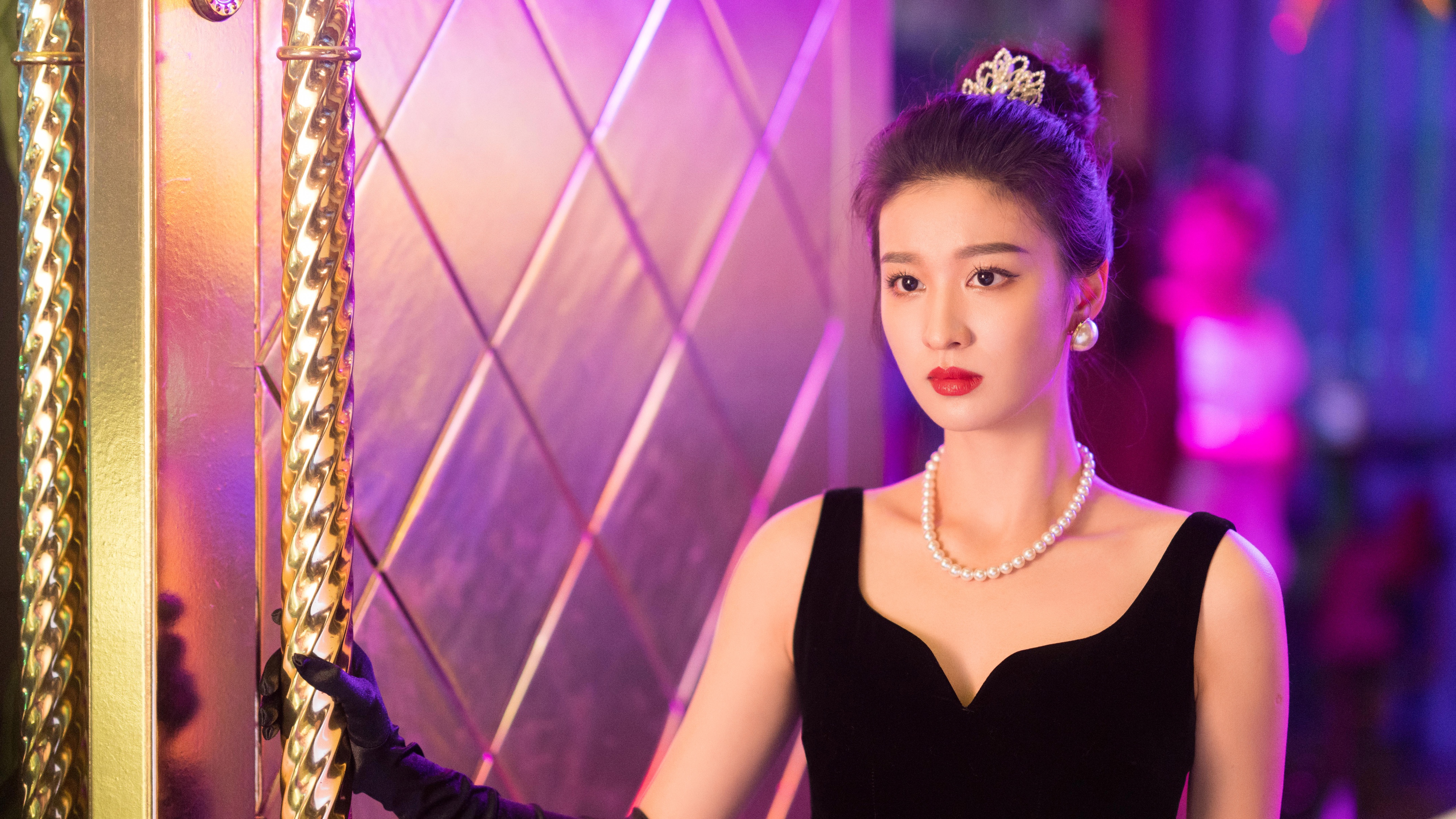 王楚然遭央媒批评,李一桐强捧不红,90后小花怎么个个熄火?