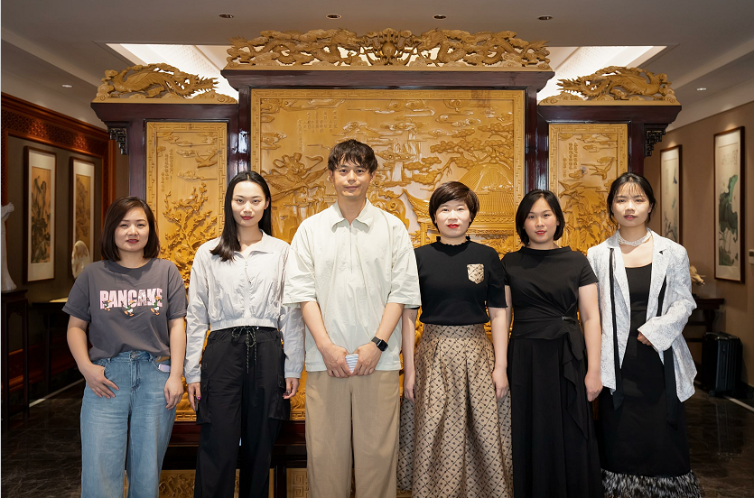 设计男神青山周平做客上海企一学院 演讲《改变城市生活空间》