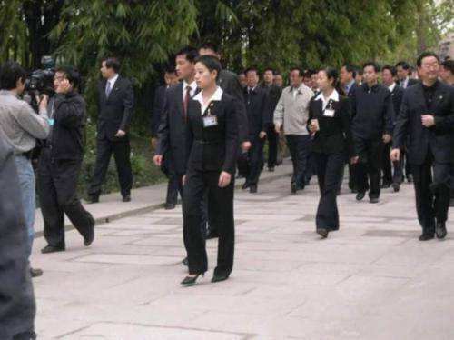中国最强女保镖,曾保护过13国元首,如今53岁仍是单身