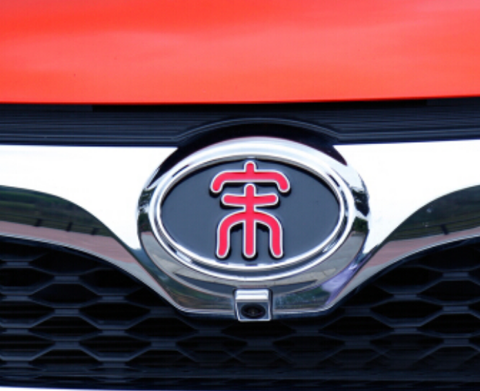 国产车标的改革,比亚迪王朝车标尽显中国风,红旗彰显大国风范