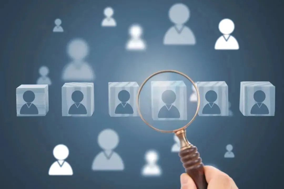 企业有hr,为什么还要找猎头服务?