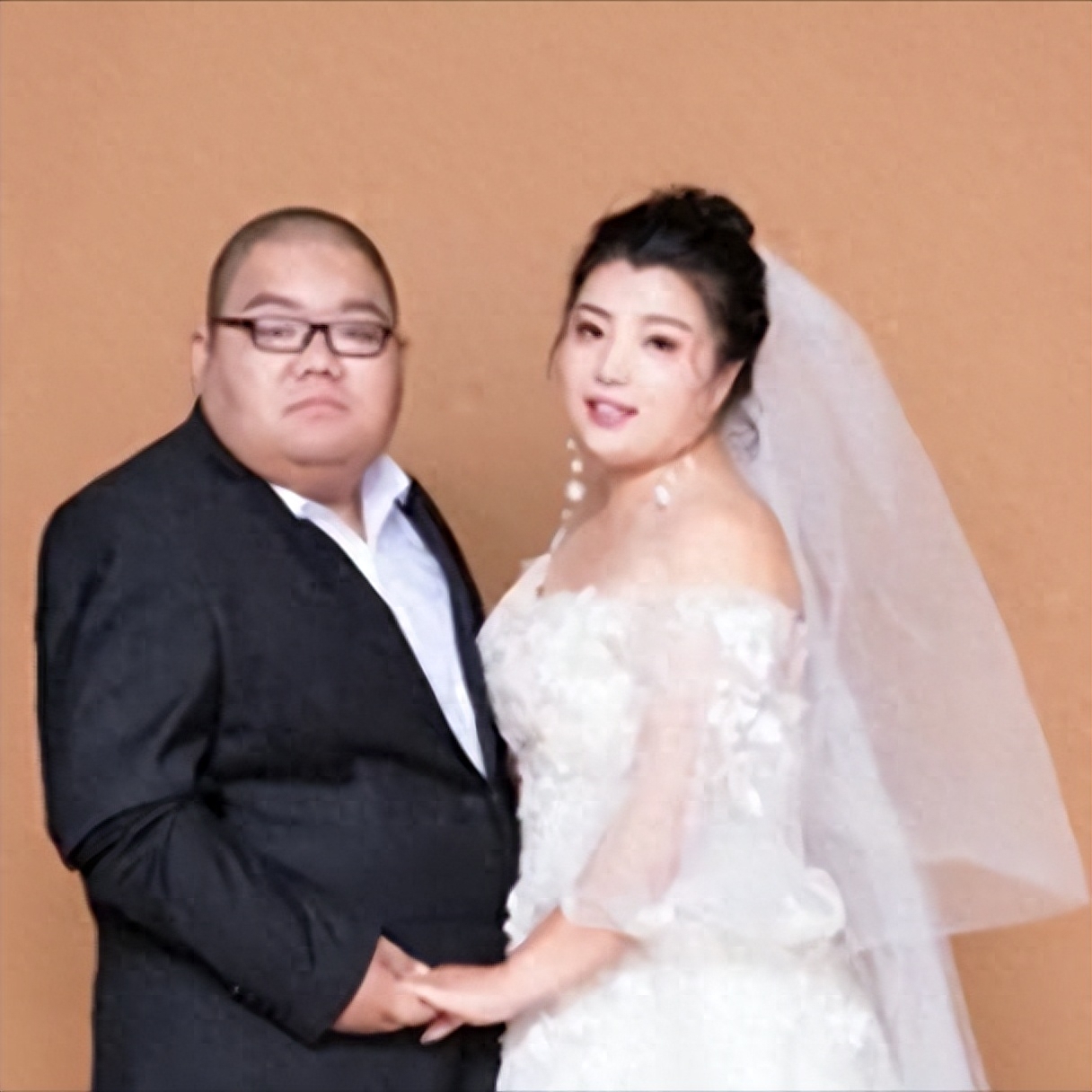 盘点吃播四巨头2年没俩恩克吐血上呼吸机吃肉拒减肥