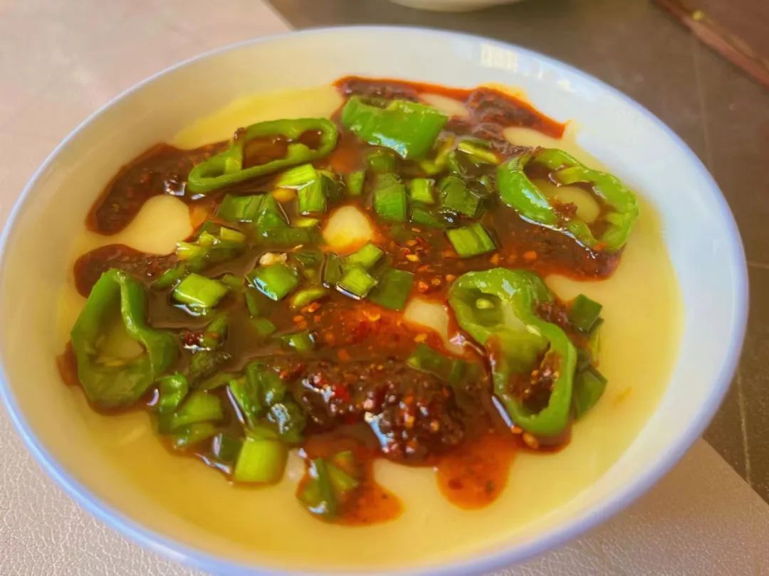 临夏人的冬天从一碗散饭开始