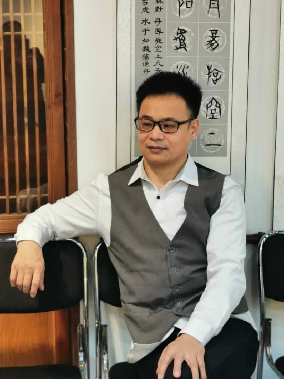 百年复兴 文化典范——中国艺术名家李彦君港澳邮票全球首发