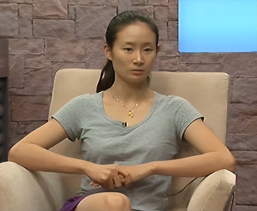 凭"王小蒙"出名,却遗憾退出拍摄,离开赵本山的王亚彬近况如何