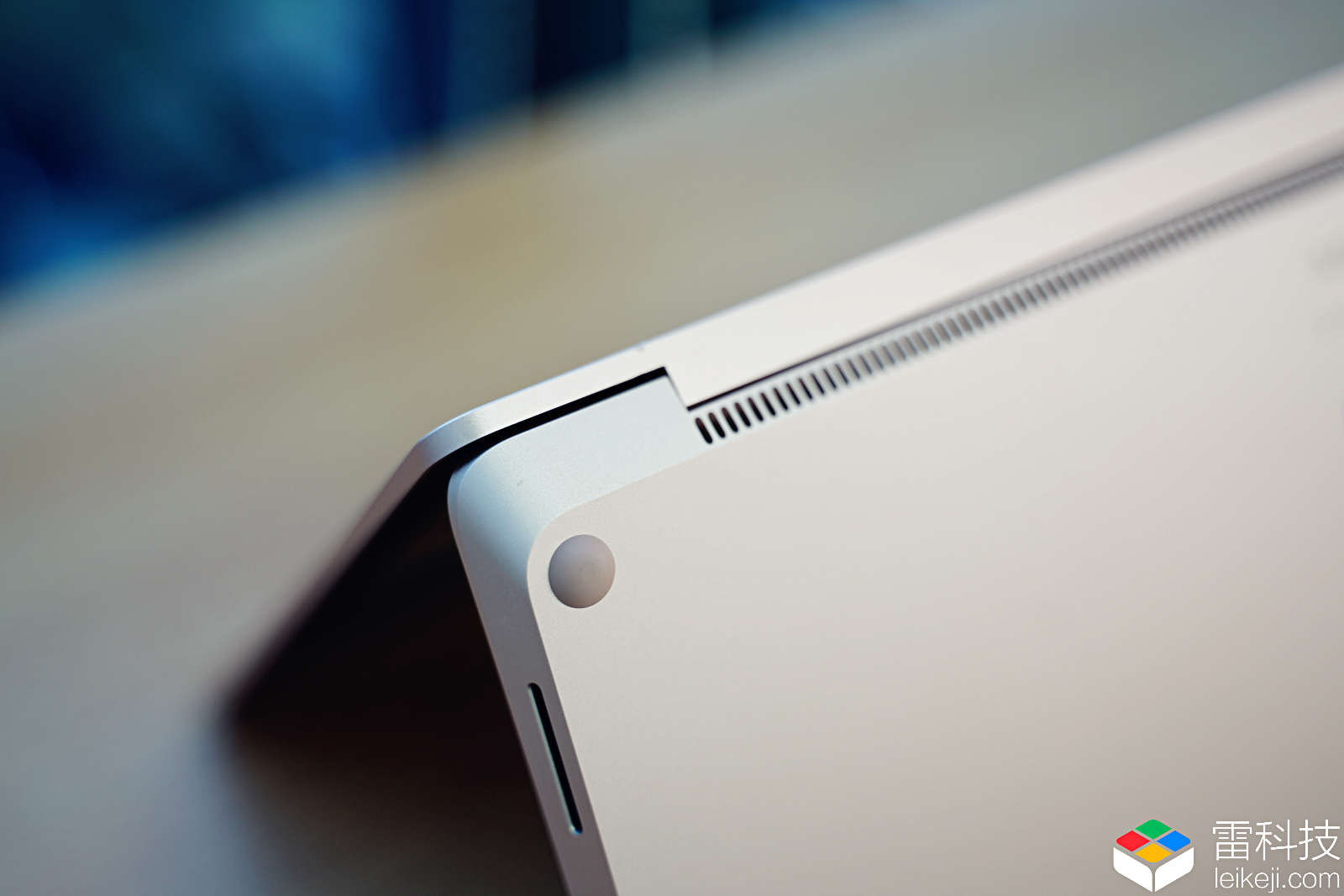 到底值不值?微软轻薄超极本放到现在,还有吸引力吗?