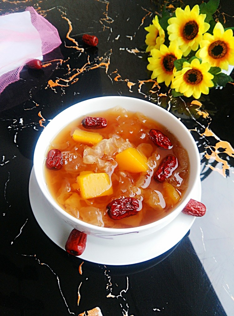 冬天多喝这2道汤,强身壮体御风寒,润肺去燥清甜顺气