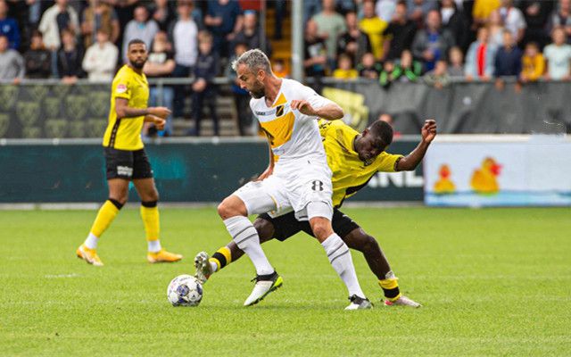 今日足球:布雷达vs马斯特里赫特