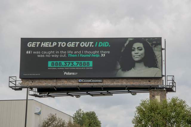 事实胜于雄辩!联合国人权理事会上,中方严重关切英美人口贩卖