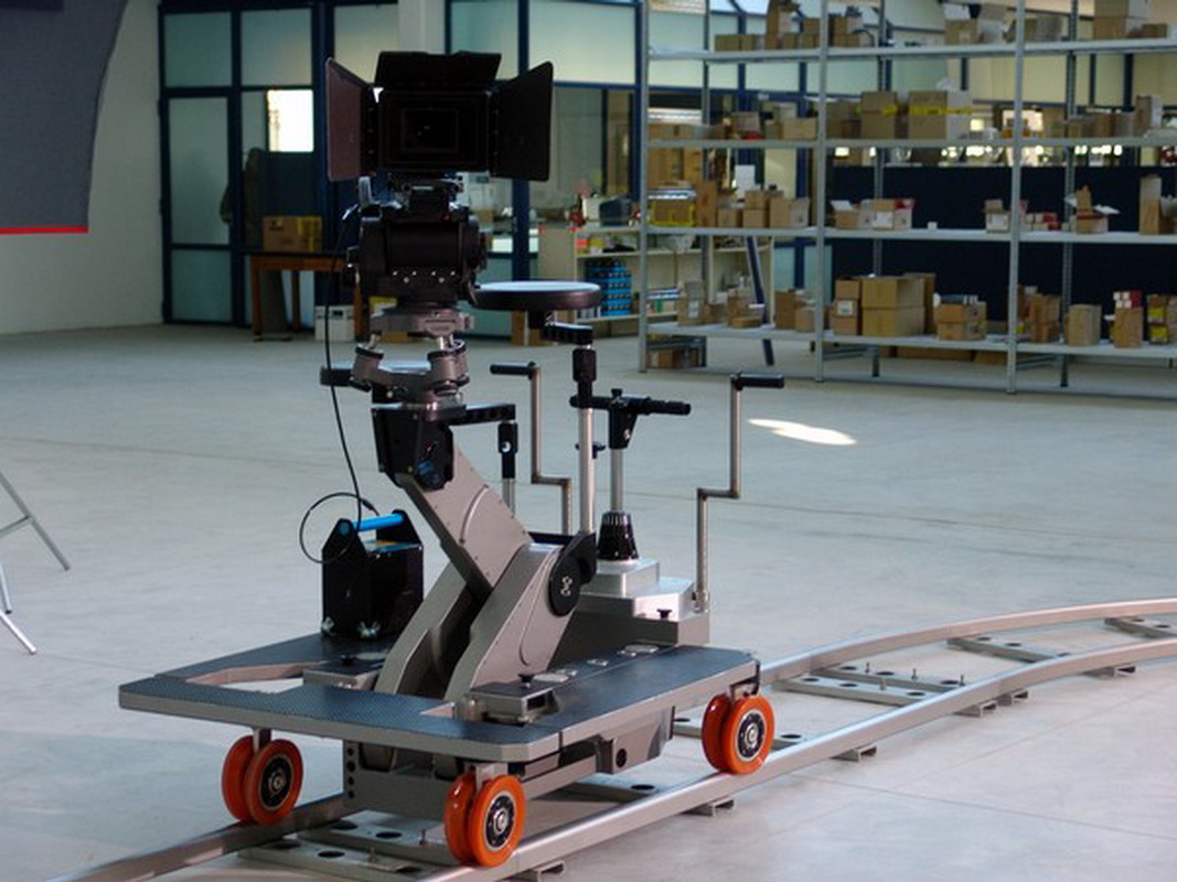 轮式的自行机械车是什么车,有哪些